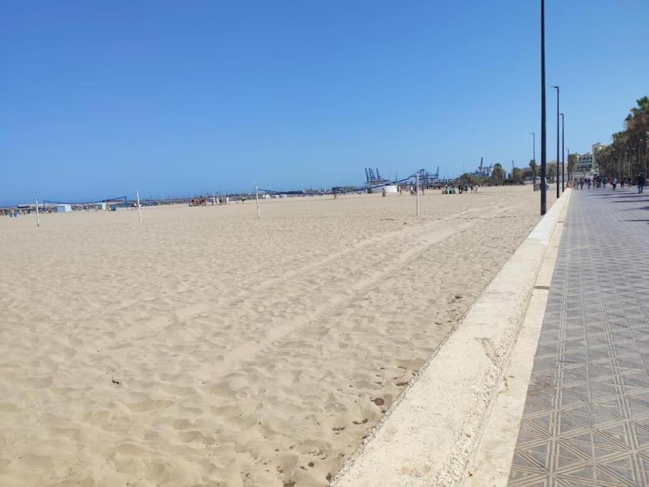 El Rinconcito Del Cabanyal Valencia Apartment Luaran gambar